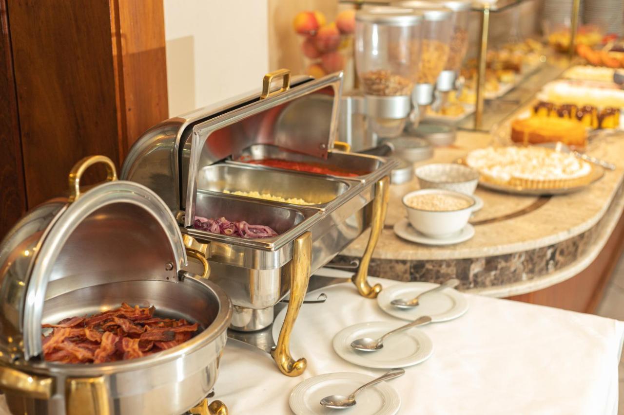 Le Suisse Elegance Hotel Campos do Jordão エクステリア 写真