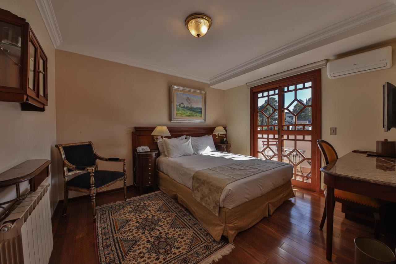 Le Suisse Elegance Hotel Campos do Jordão エクステリア 写真