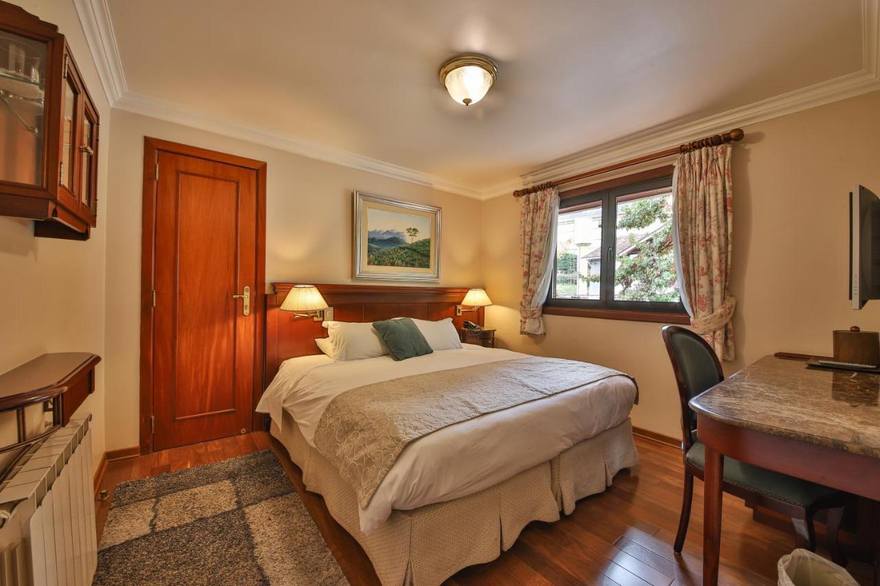 Le Suisse Elegance Hotel Campos do Jordão エクステリア 写真