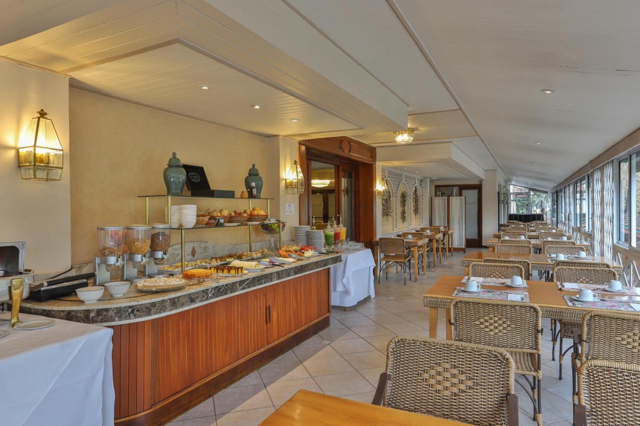 Le Suisse Elegance Hotel Campos do Jordão エクステリア 写真