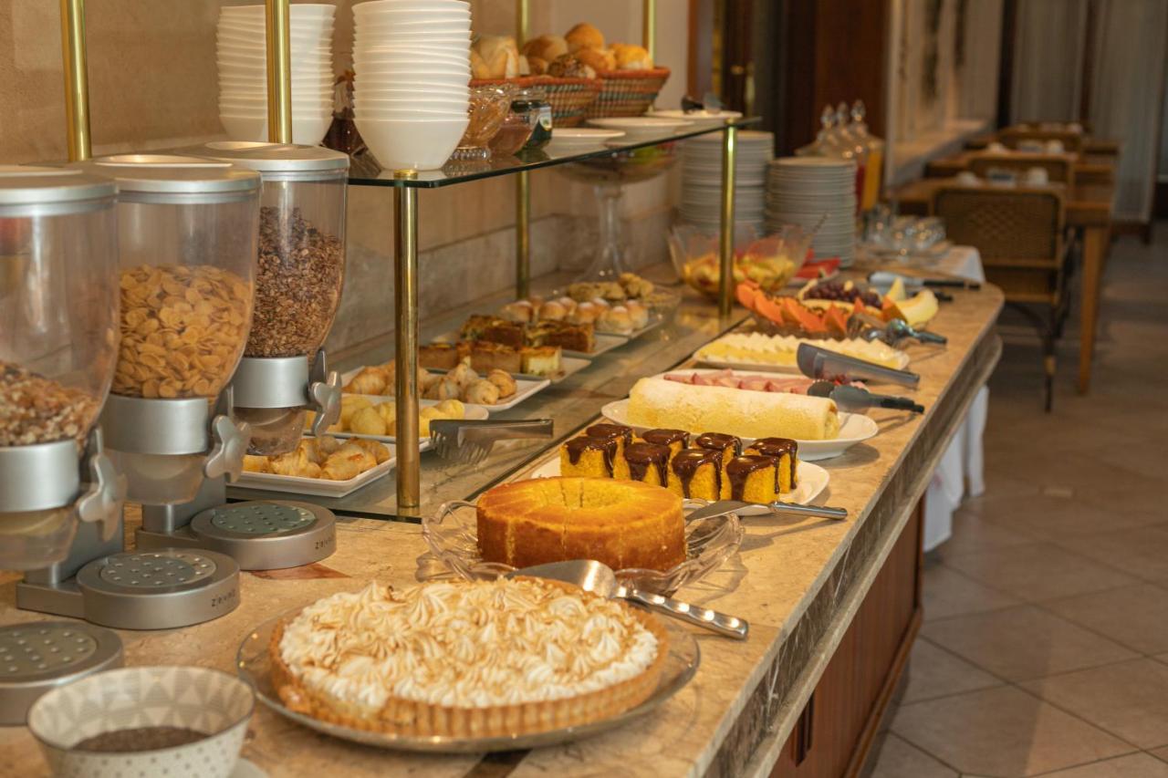 Le Suisse Elegance Hotel Campos do Jordão エクステリア 写真