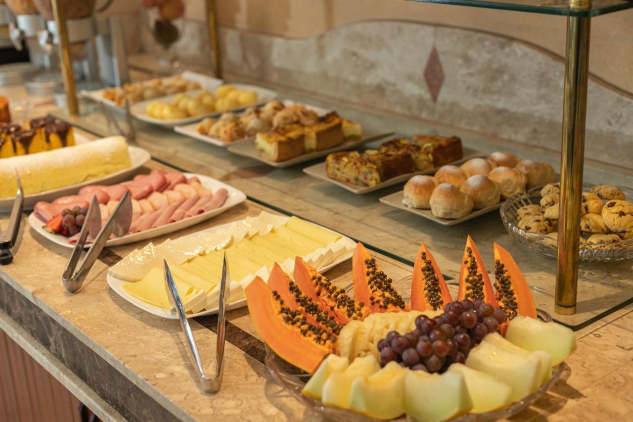Le Suisse Elegance Hotel Campos do Jordão エクステリア 写真