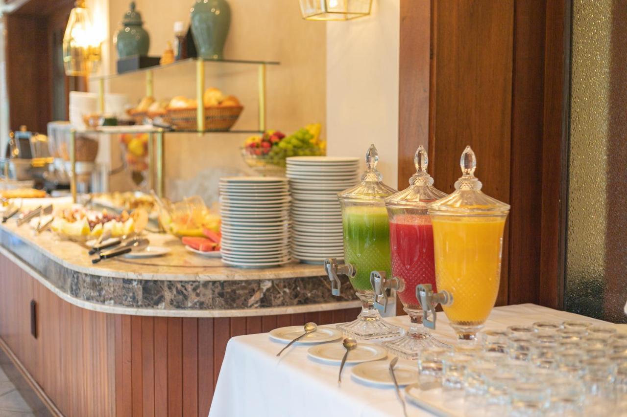 Le Suisse Elegance Hotel Campos do Jordão エクステリア 写真