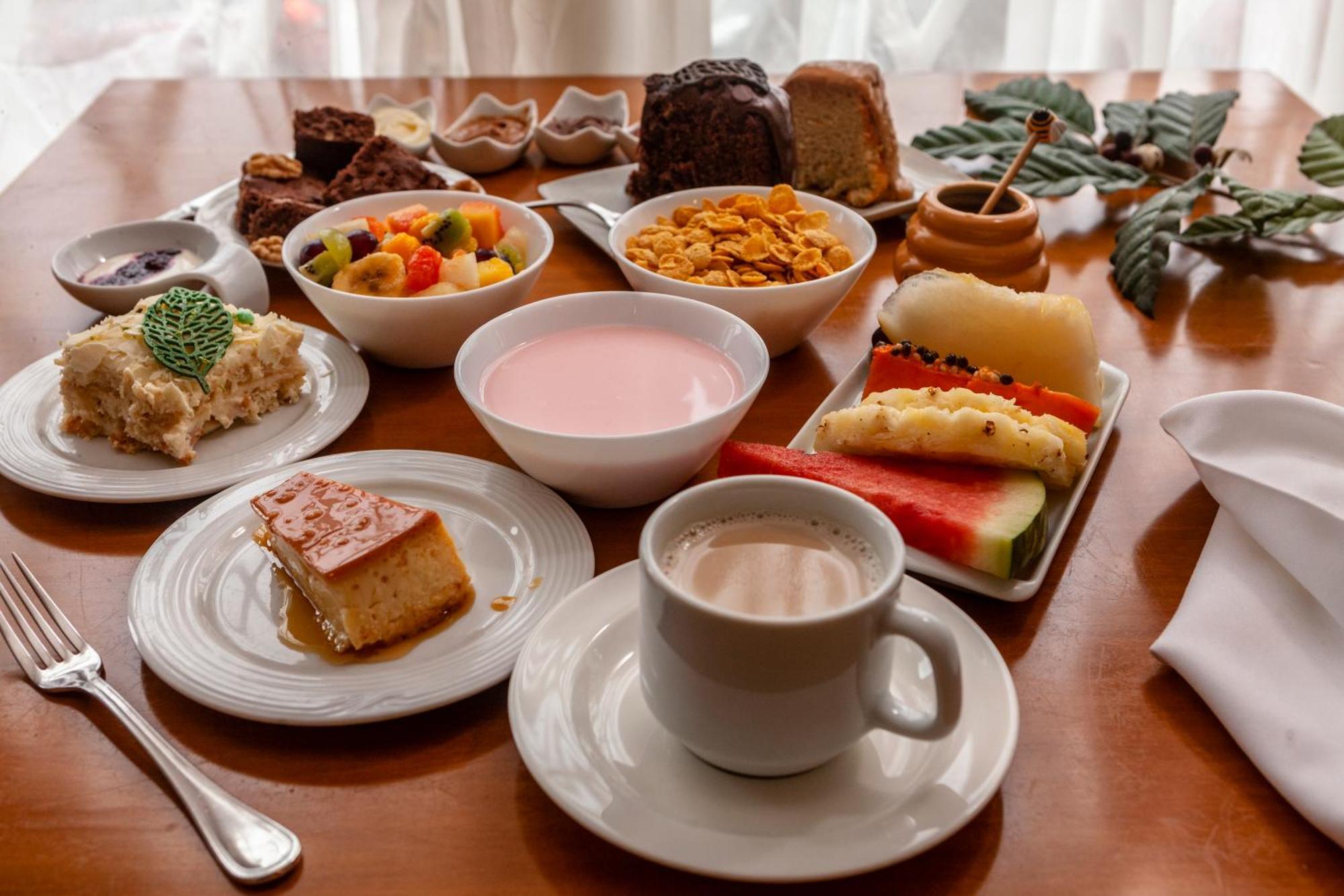 Le Suisse Elegance Hotel Campos do Jordão エクステリア 写真